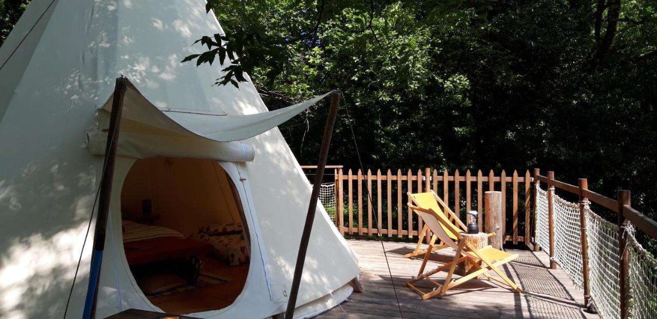 Hotel Le Tipi A Marie, Deconnectez- Vous !!! à Cambounes Extérieur photo